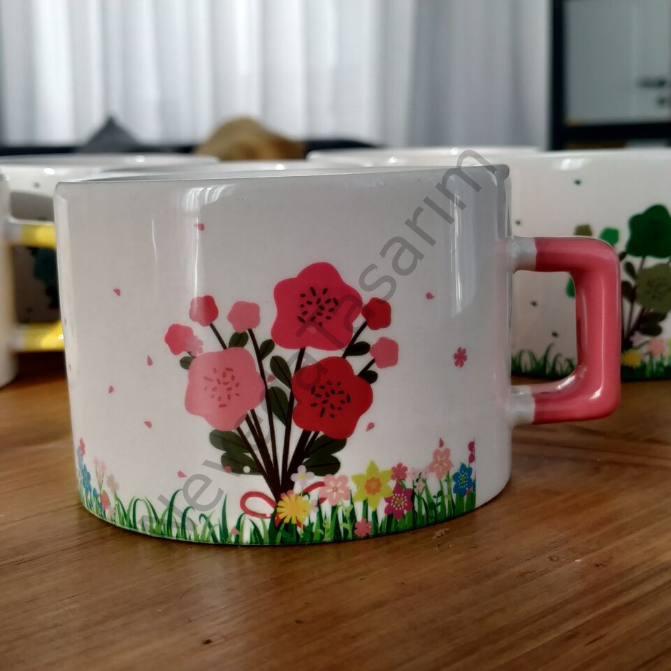 Çiçekli kupa Pembe