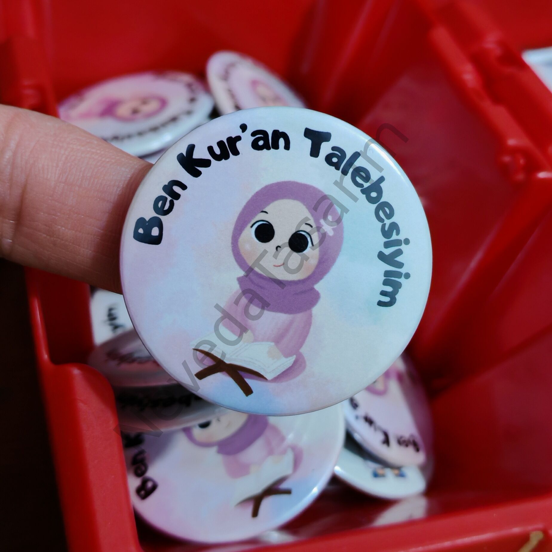 Kuran'a Geçtim-Pembe Kız Rozet