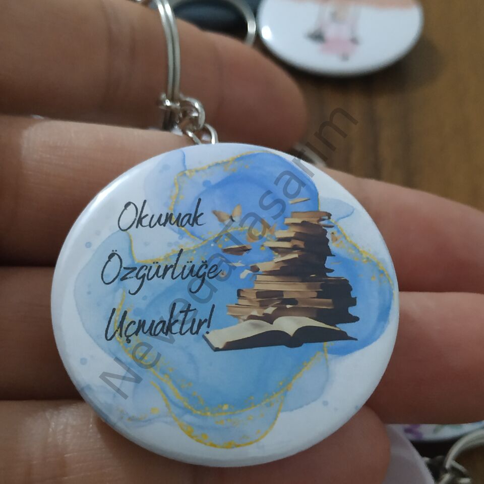 Okumak Özgürlüğe Uçmaktır - Anahtarlık