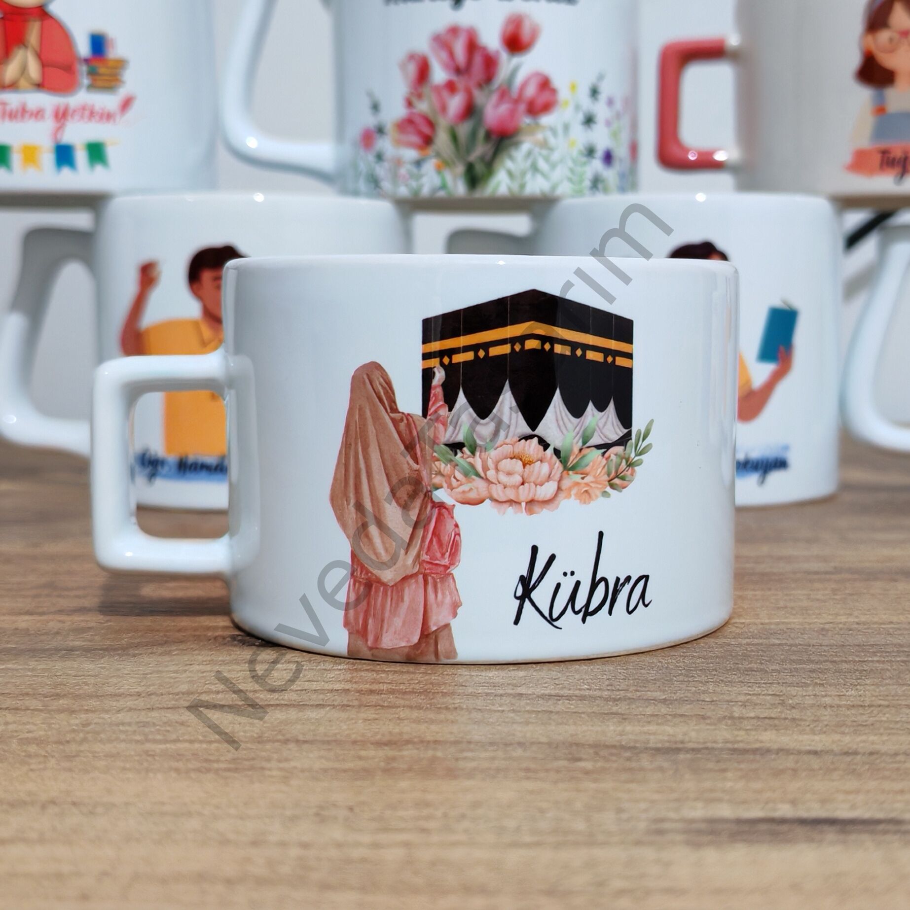 Kabe Temalı İsme Özel Kupa