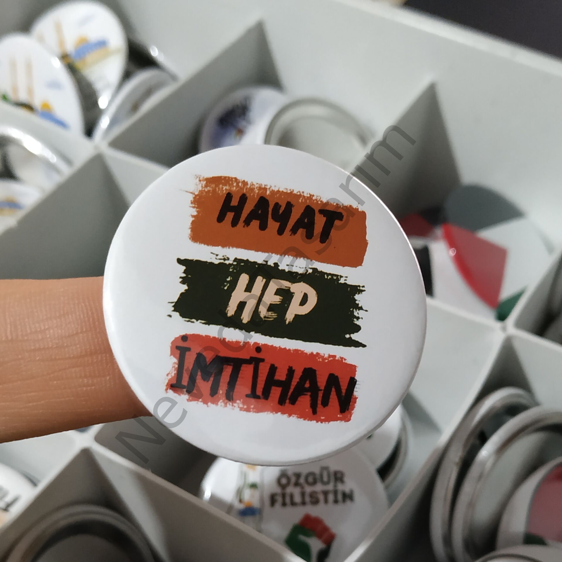 Hayat Hep İmtihan - Rozet