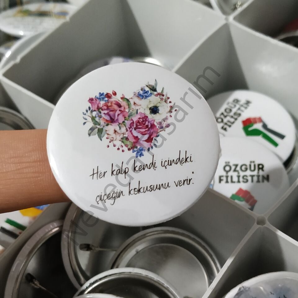 Her Kalp - Rozet