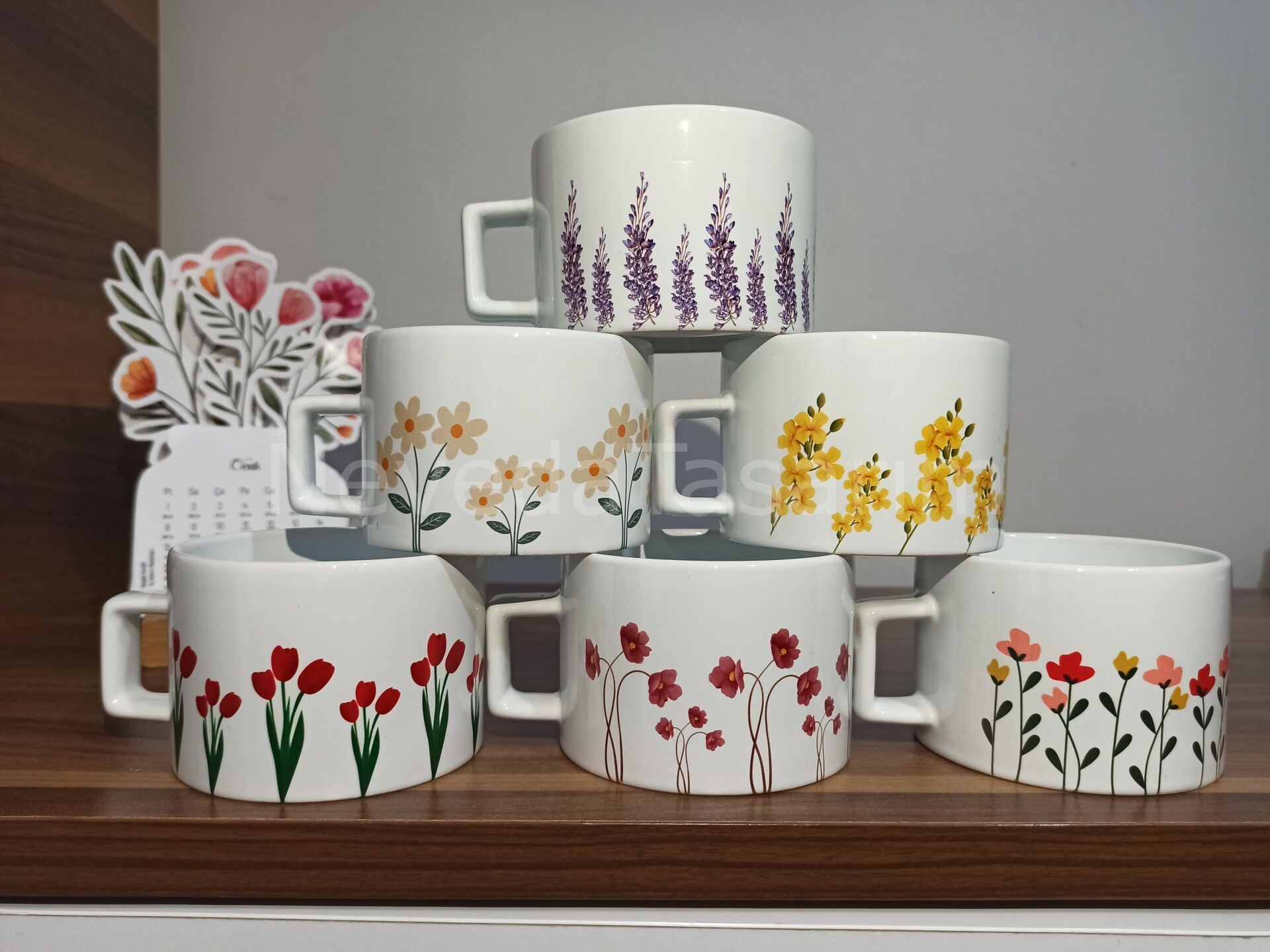 Çiçek Desenli Nescafe Fincanı - Altılı