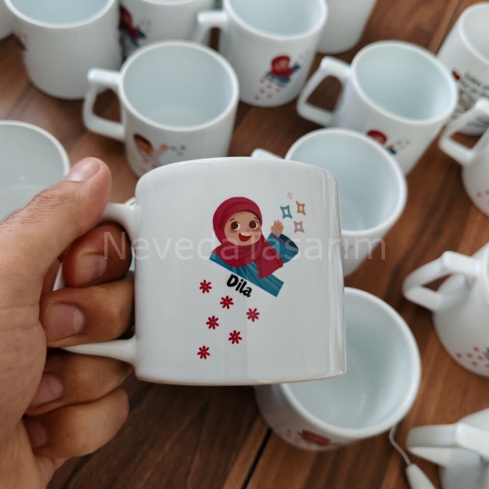 Kız Çocuk İsme Özel Kupa