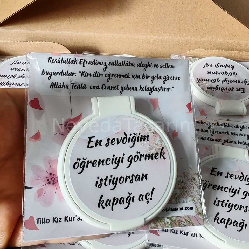 En Sevdiğim Öğrenci - Kartlı Ayna