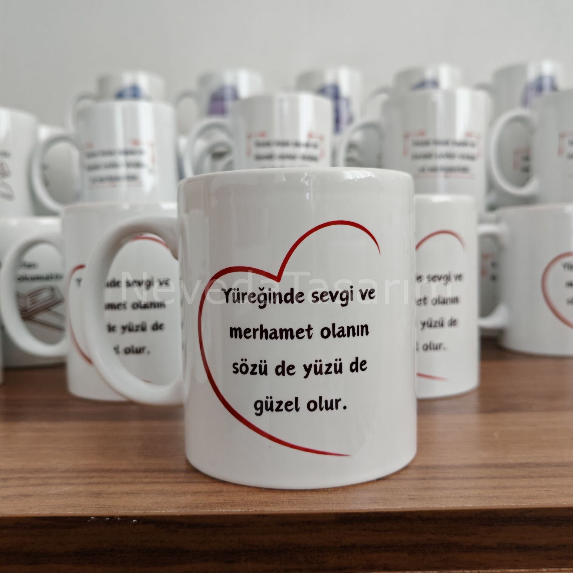 Yüreğinde Sevgi ve Merhamet - Kupa