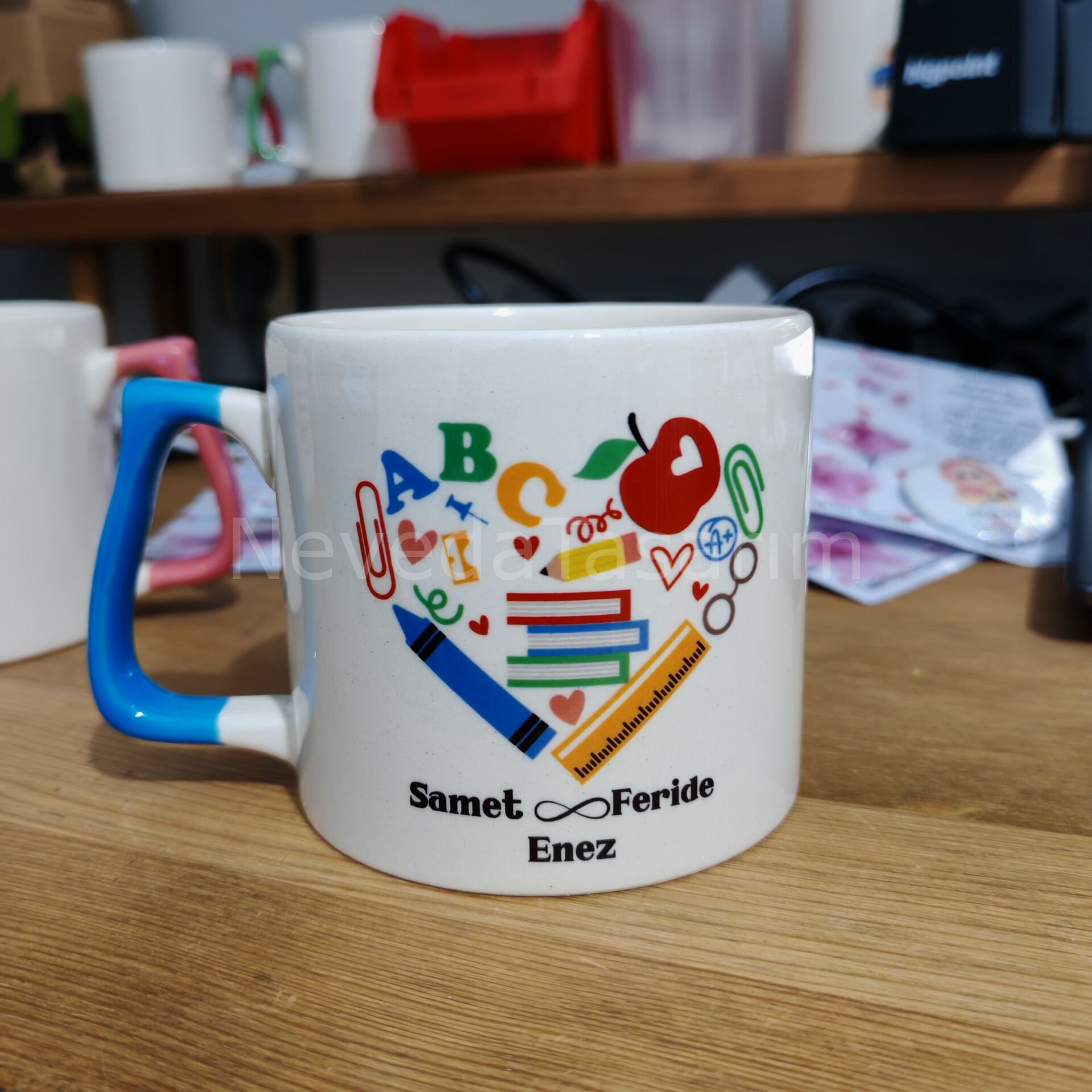 Öğretmen İsme Özel Kupa-Kalp