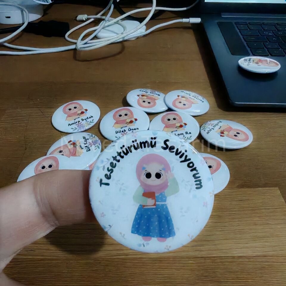 Tesettürümü Seviyorum - Rozet